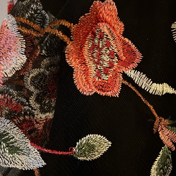 Aqua Luxe Embroidered Floral Mini dress Deep V Neckline Black, Size Small - Picture 4 of 7